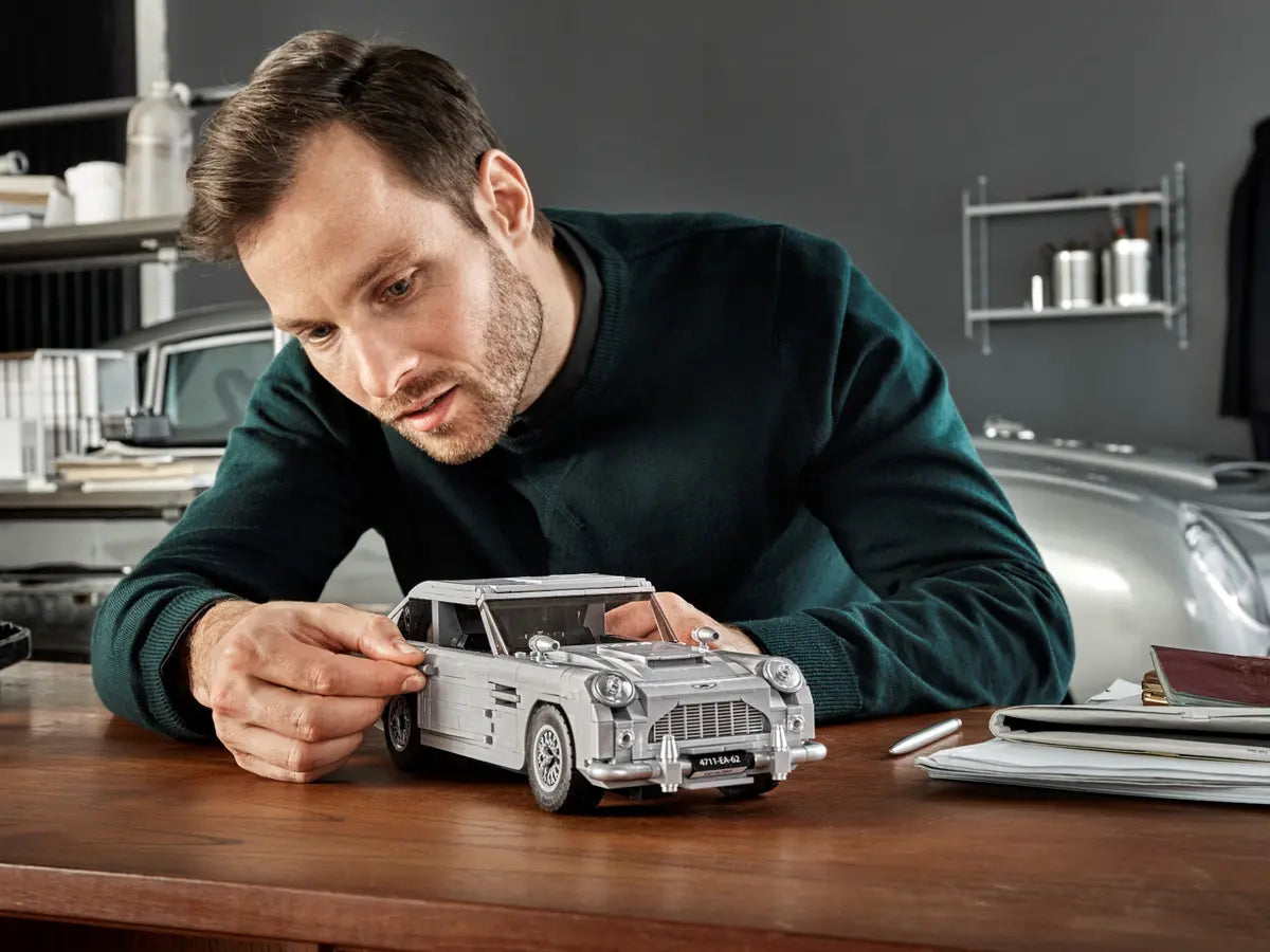 LEGO Creator 10262 James Bond Aston Martin DB5