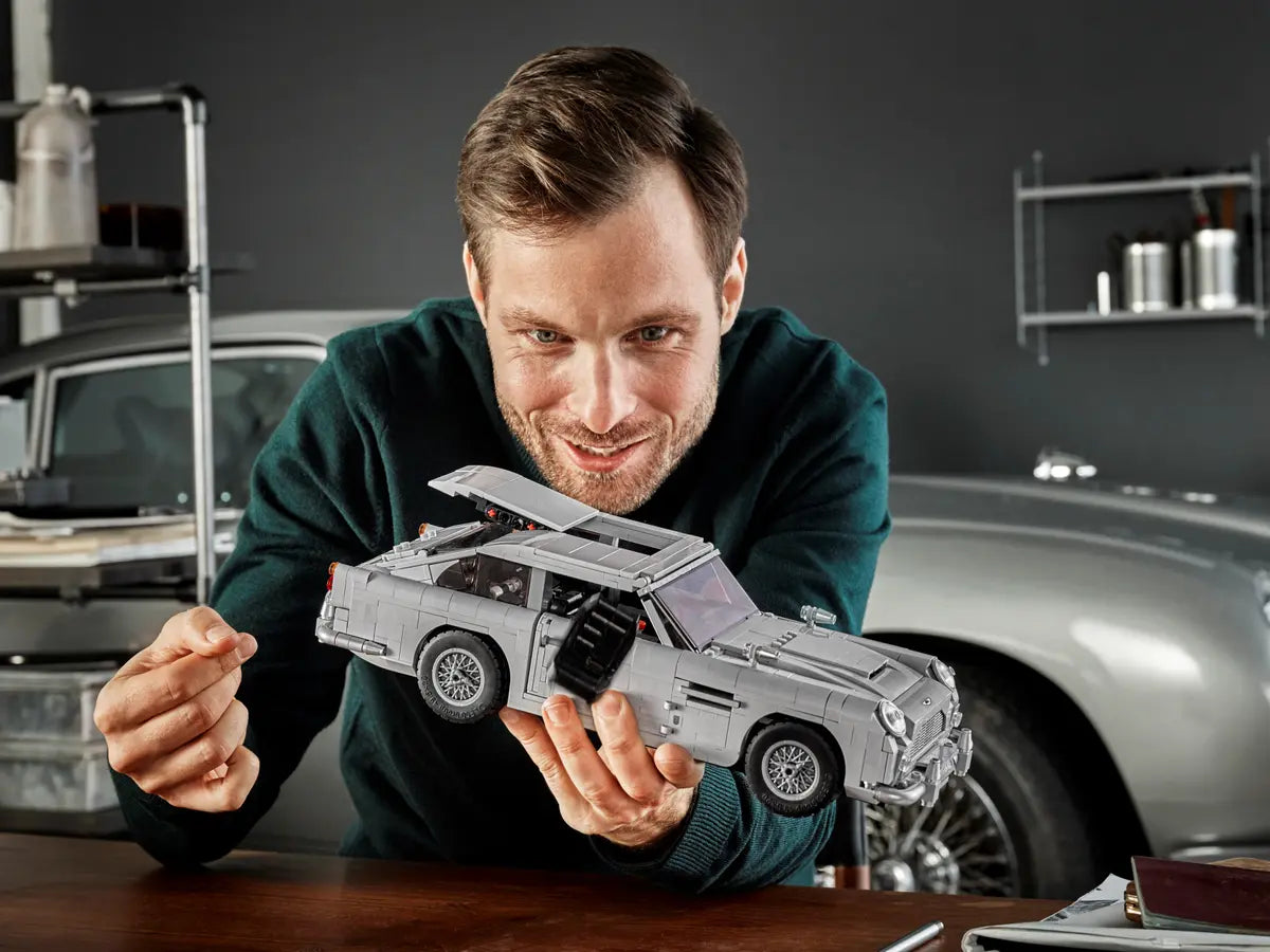 LEGO Creator 10262 James Bond Aston Martin DB5