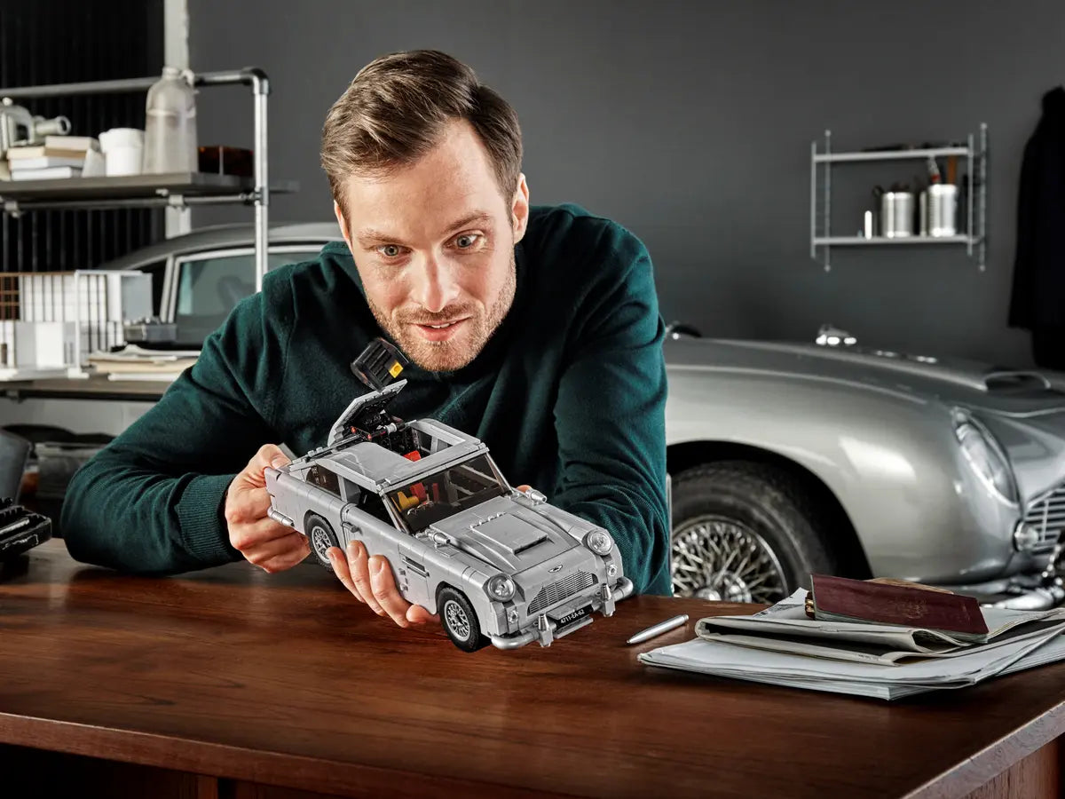 LEGO Creator 10262 James Bond Aston Martin DB5