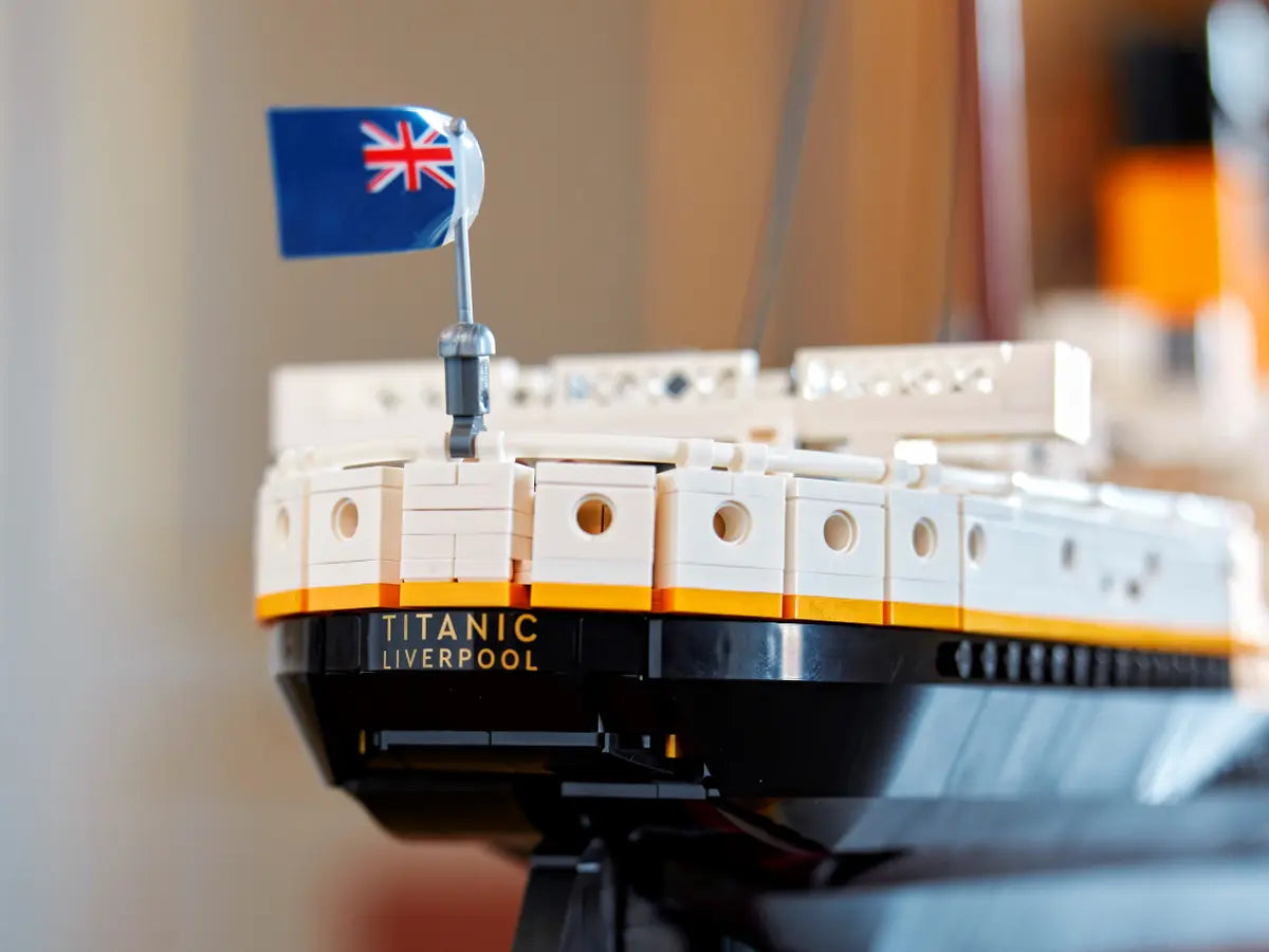 LEGO Icons 10294 Titanic