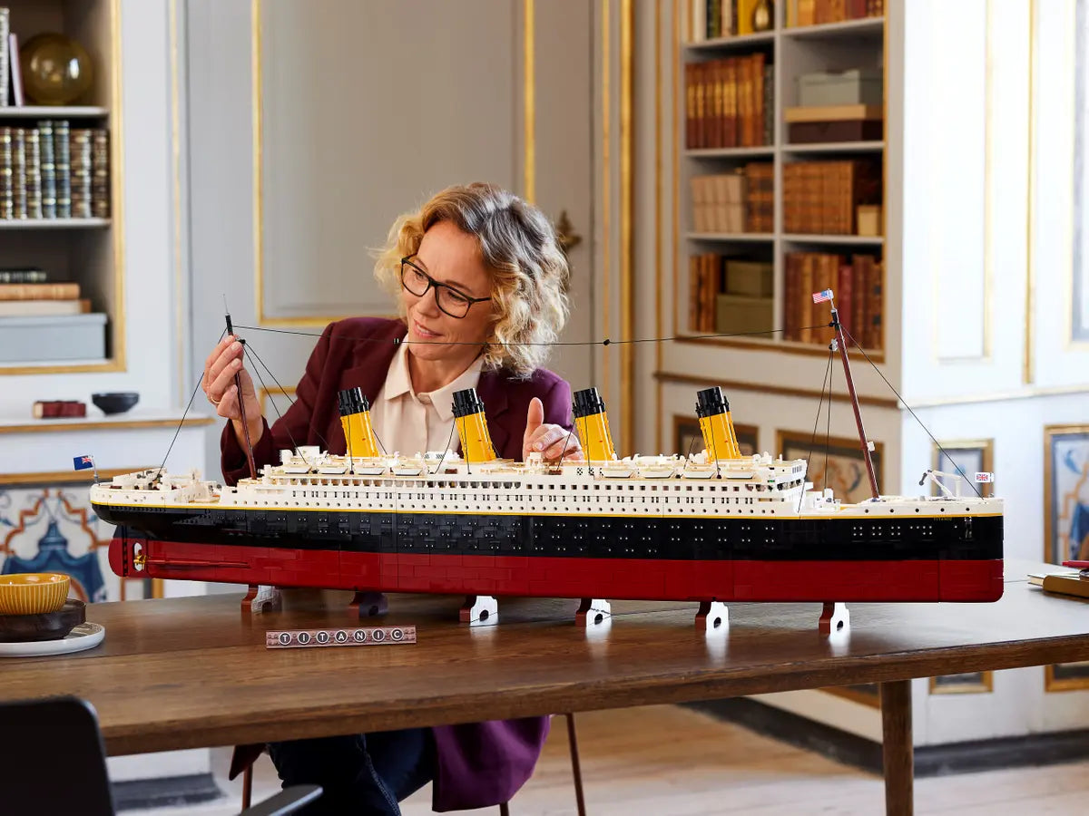 LEGO Icons 10294 Titanic