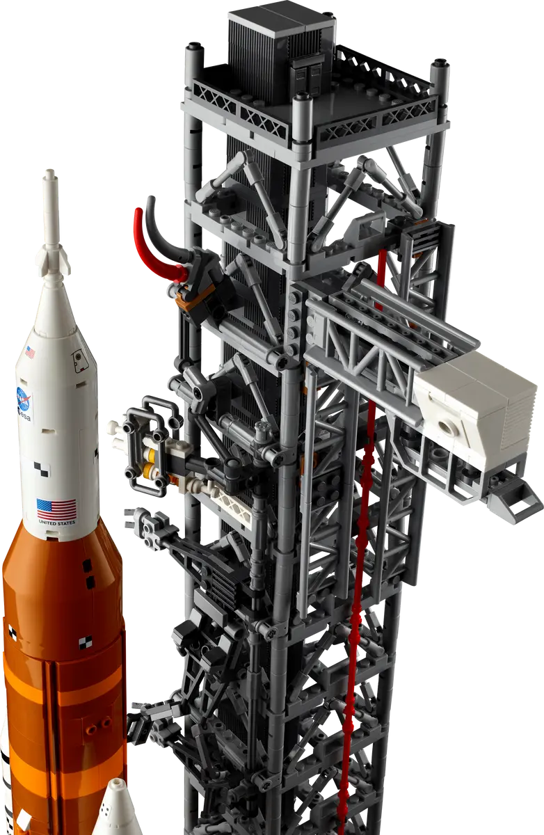 LEGO Icons 10341 NASA Artemis Space Launch System