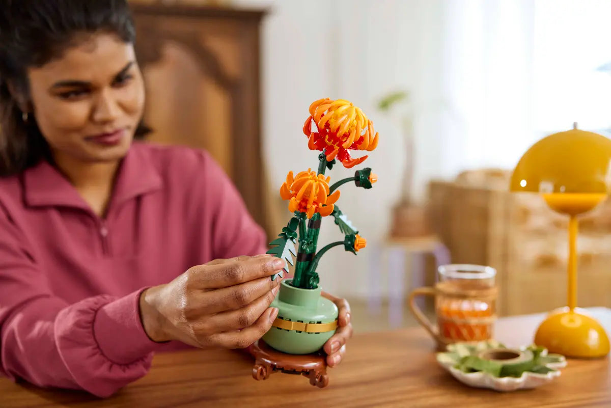 LEGO Botanical Collection 10368 Chrysanthemum