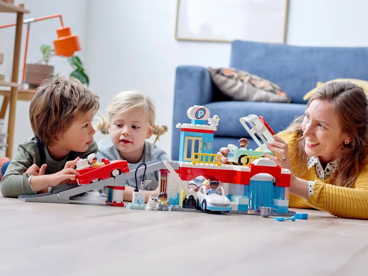 LEGO Duplo 10948 Car Park and Wash