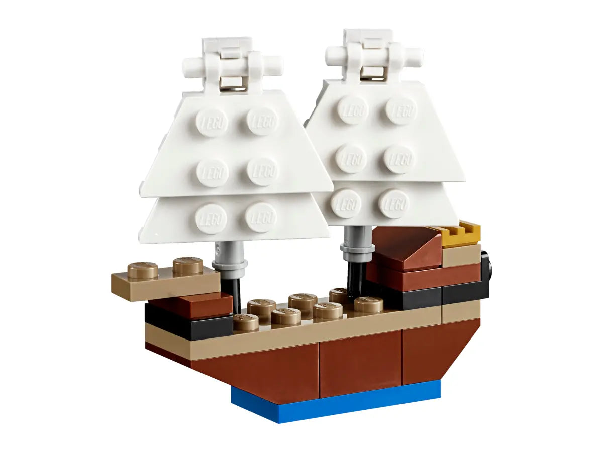 مجموعة مكعبات وإضاءة LEGO Classic 11009