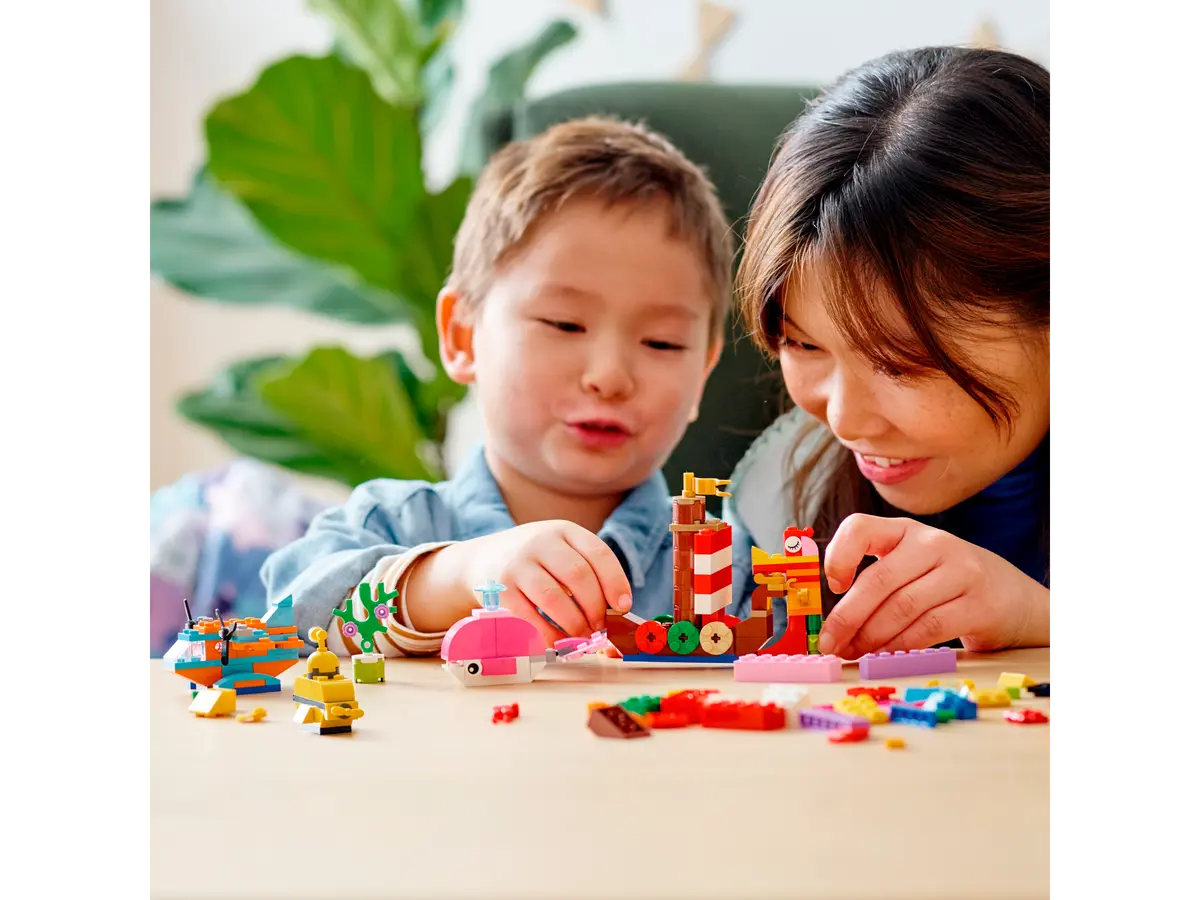 LEGO Classic 11018 Creative Ocean Fun