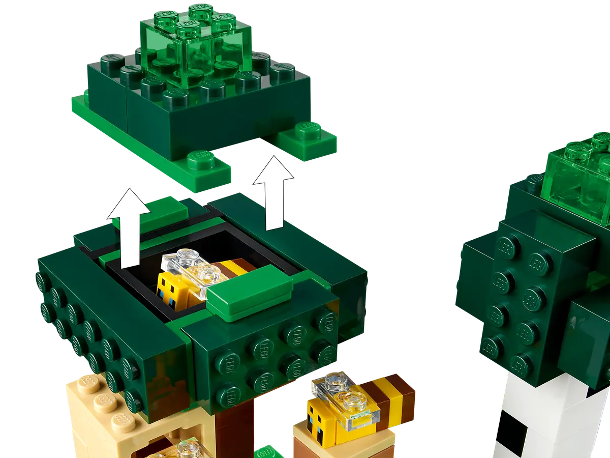 LEGO Minecraft 21165 The Bee Farm