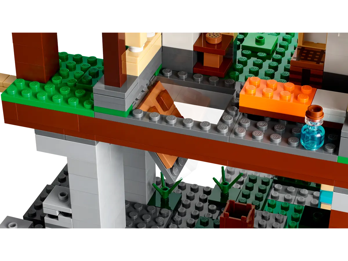 LEGO Minecraft 21183 The Training Grounds