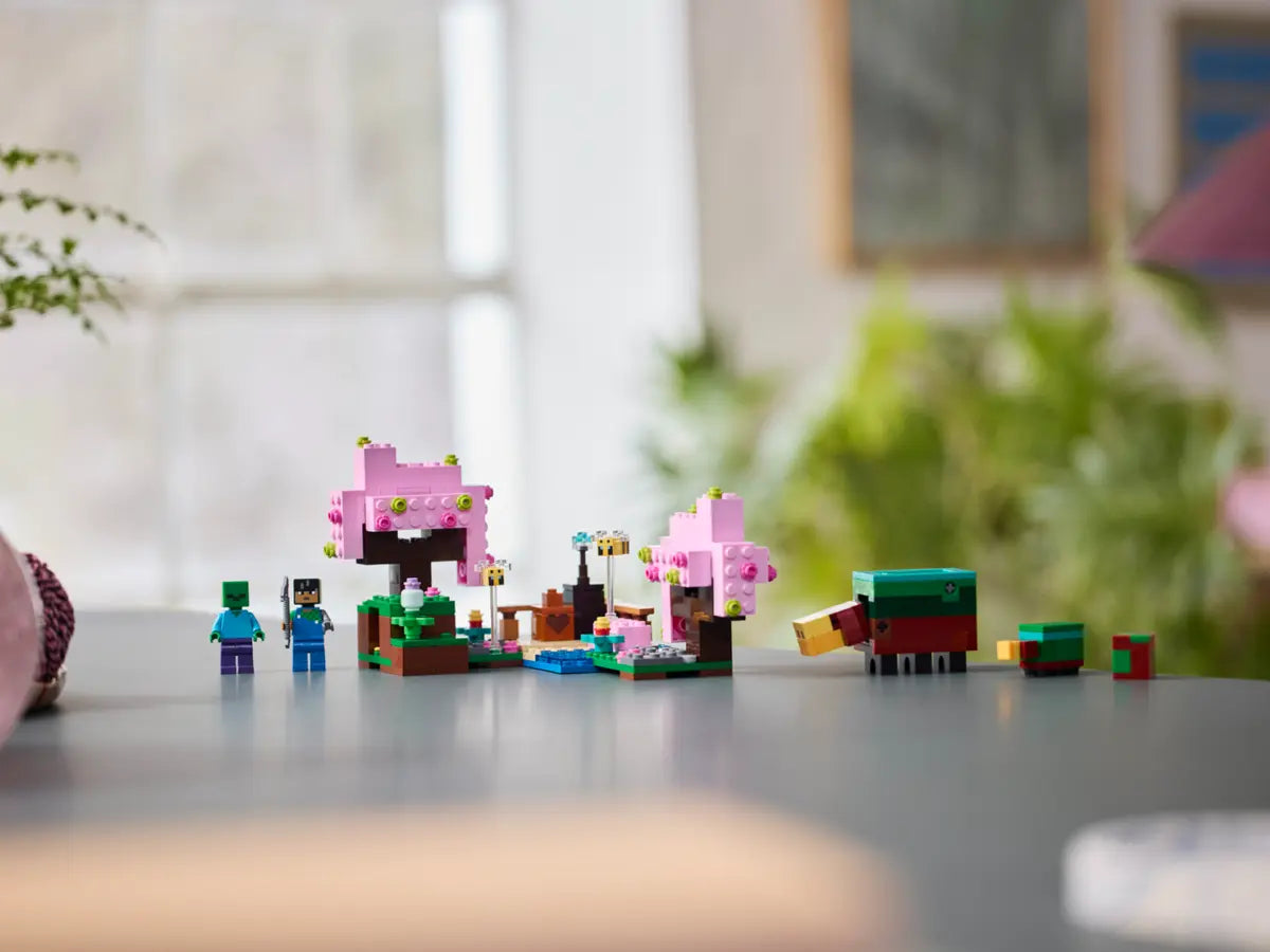 LEGO Minecraft 21260 The Cherry Blossom Garden