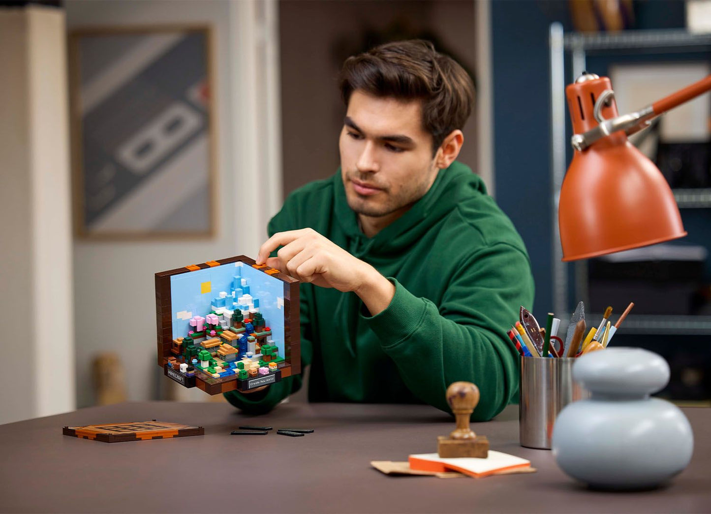 LEGO Minecraft 21265 The Crafting Table