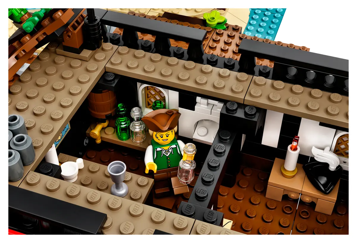 LEGO Ideas 21322 Pirates of Barracuda Bay