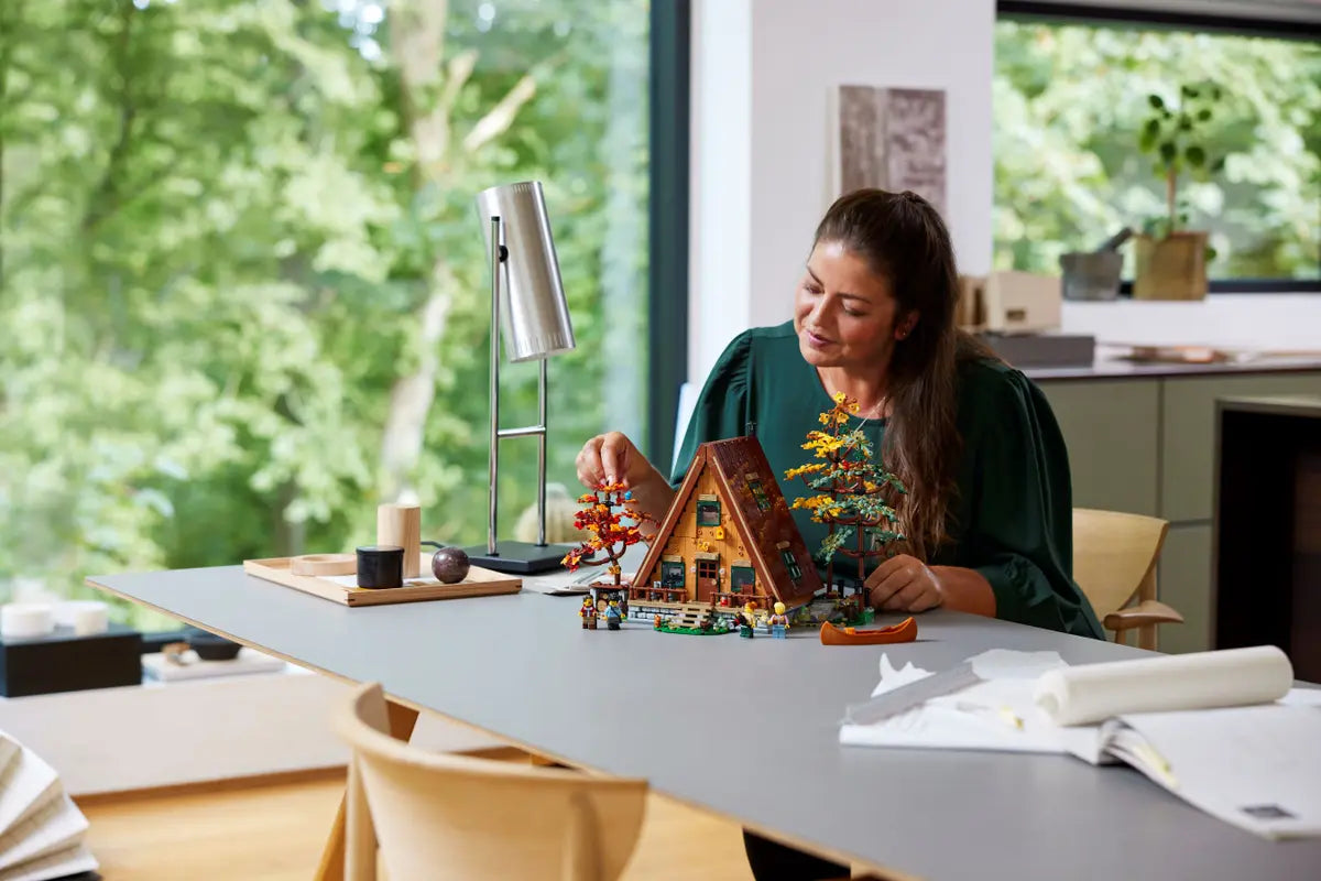 LEGO Ideas 21338 A-Frame Cabin