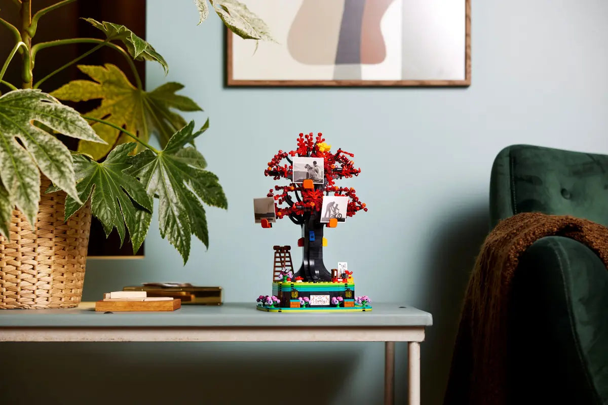 LEGO Ideas 21346 Family Tree