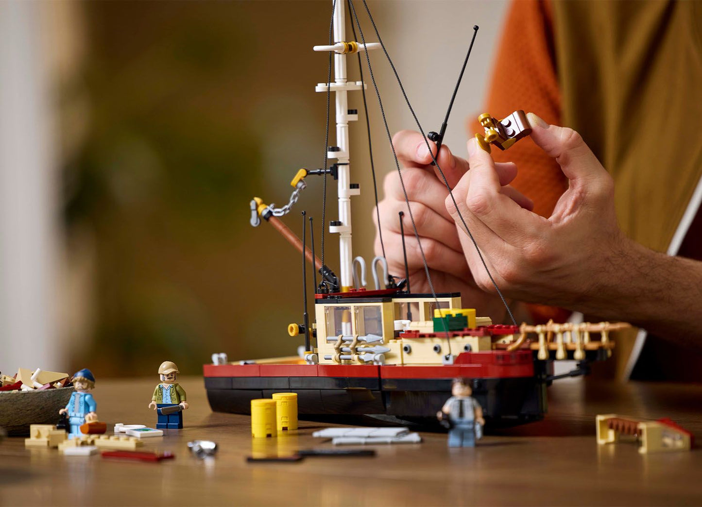 LEGO Ideas 21350 Jaws