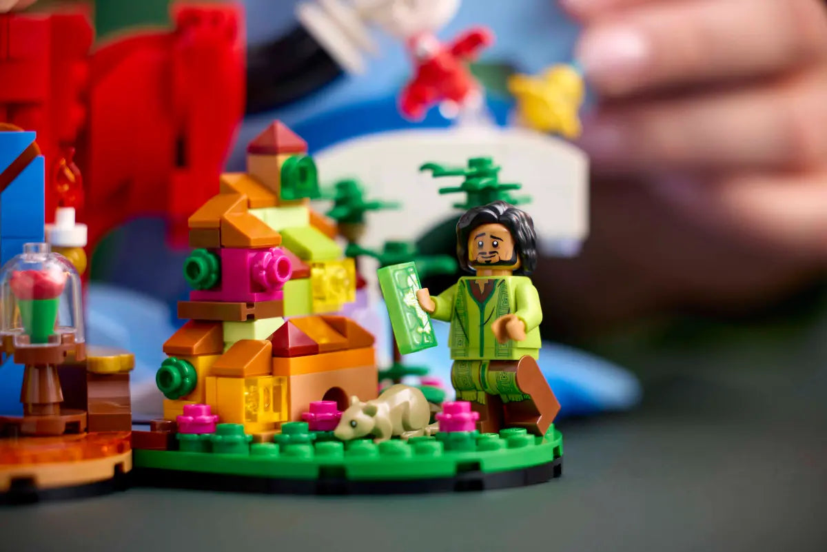 LEGO Ideas 21352 Magic of Disney