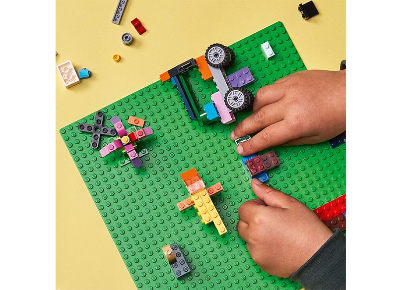LEGO Classic 11023 Green Baseplate