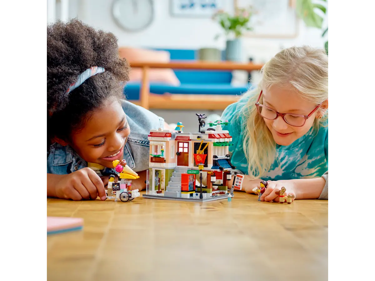 LEGO Creator 31131 Downtown Noodle Shop