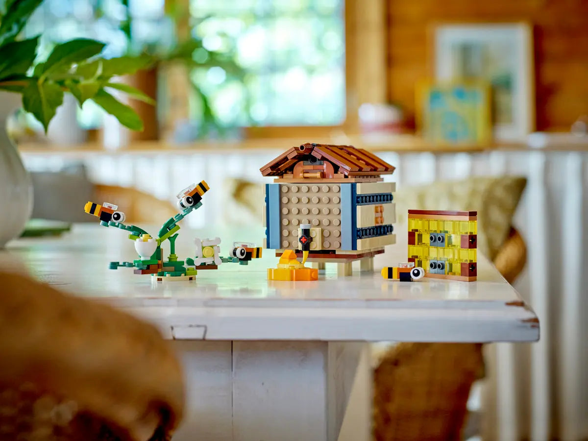 LEGO Creator 41143 Birdhouse