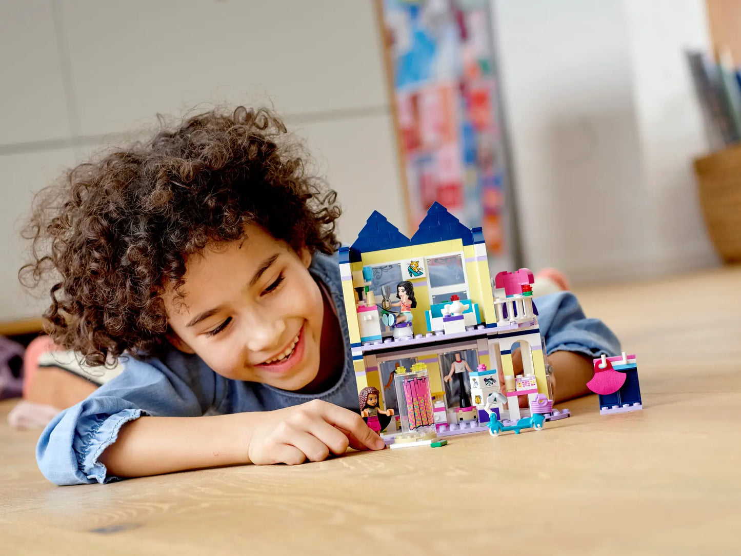 LEGO Friends 41427 Emma’s Fashion Shop