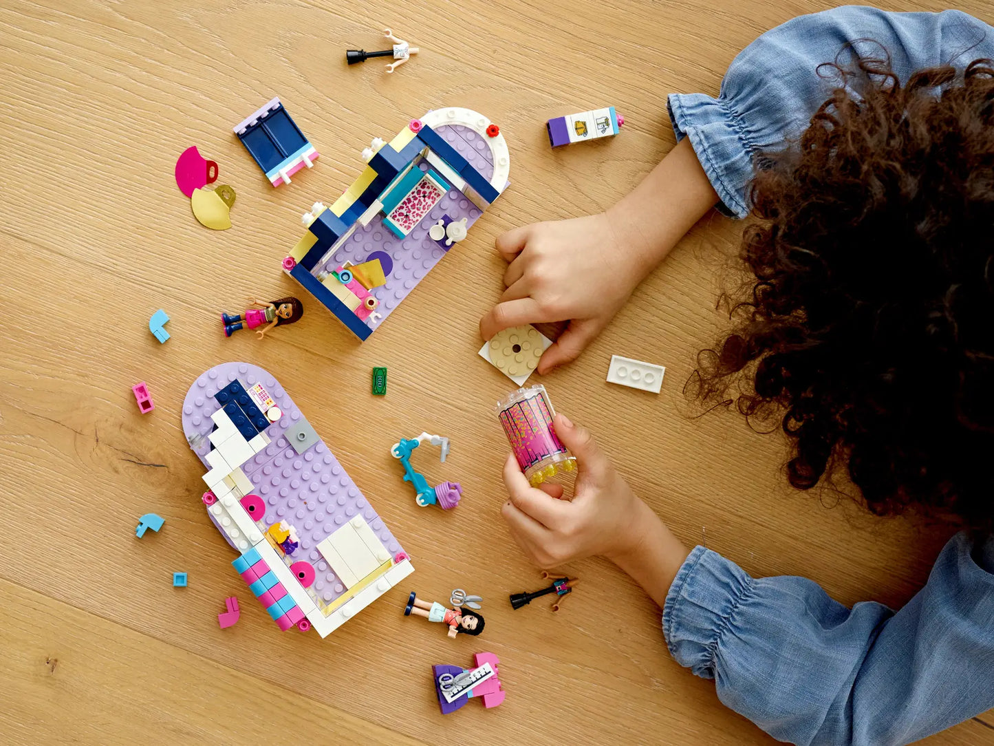 LEGO Friends 41427 Emma’s Fashion Shop