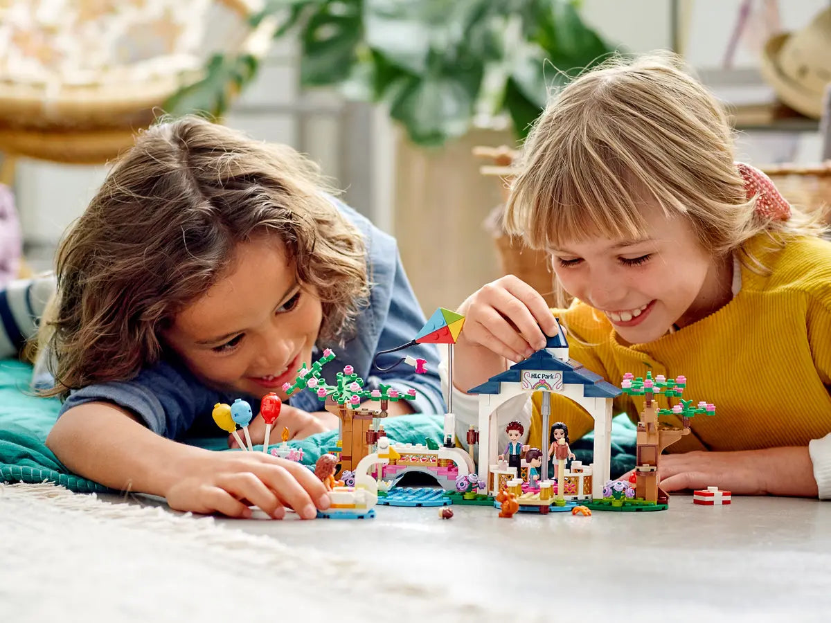 LEGO Friends 41447 Heartlake City Park