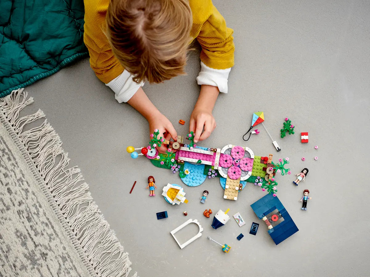 LEGO Friends 41447 Heartlake City Park