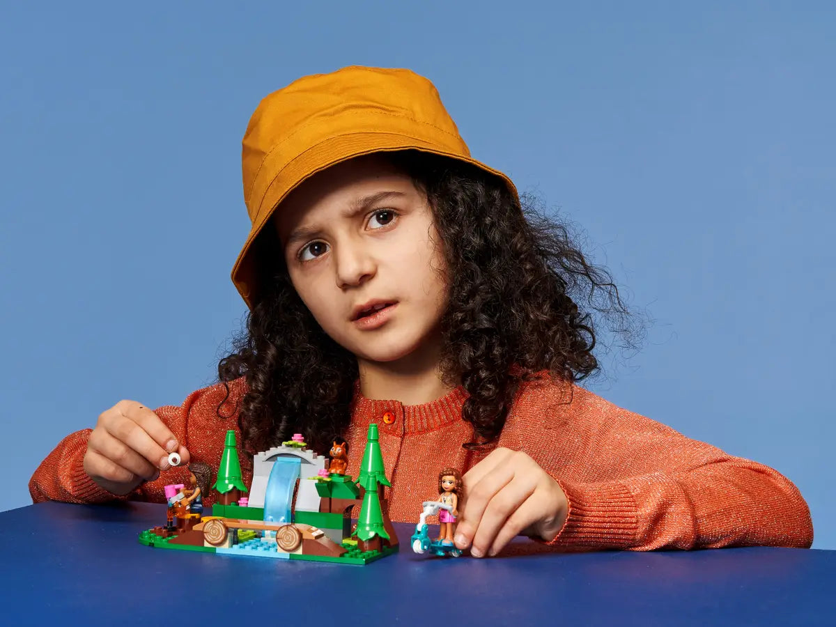 LEGO Friends 41677 Forest Waterfall