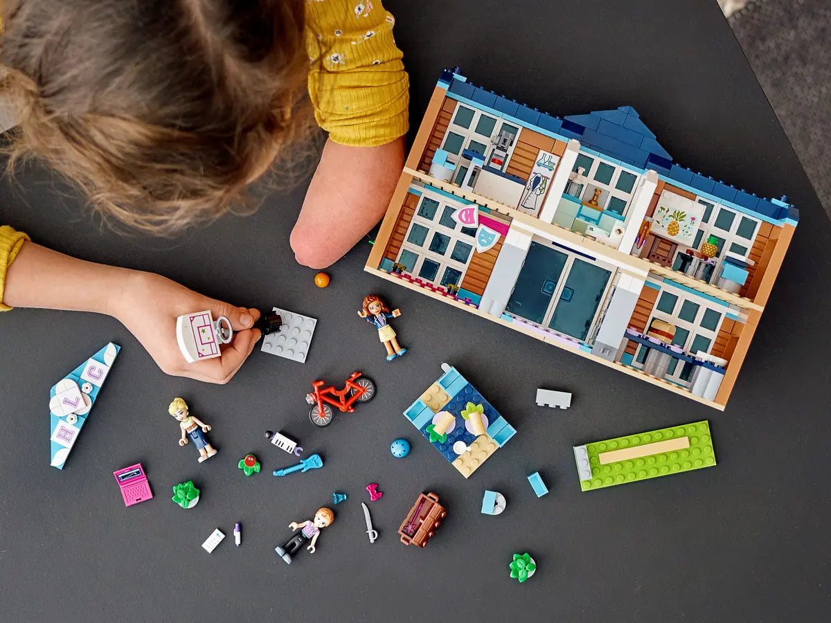 LEGO Friends 41682 Heartlake City School