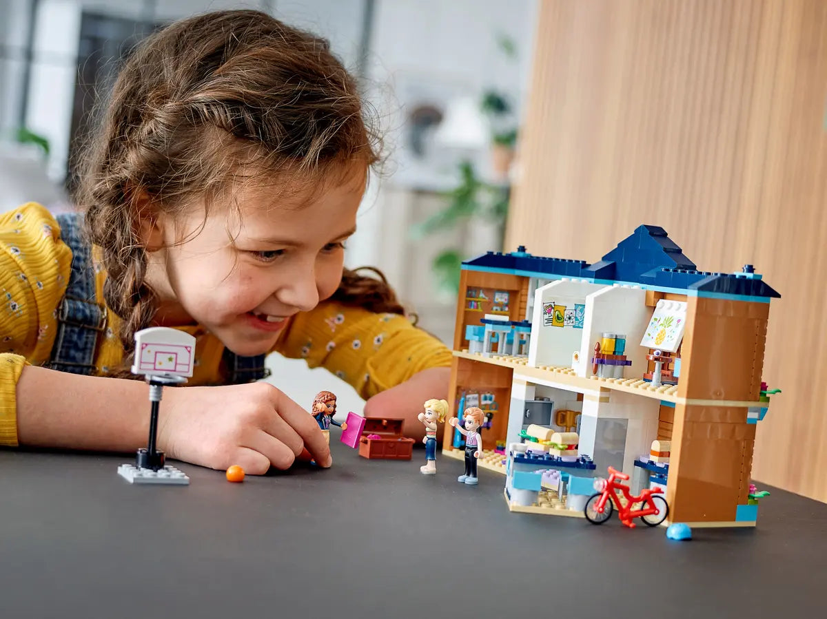 LEGO Friends 41682 Heartlake City School