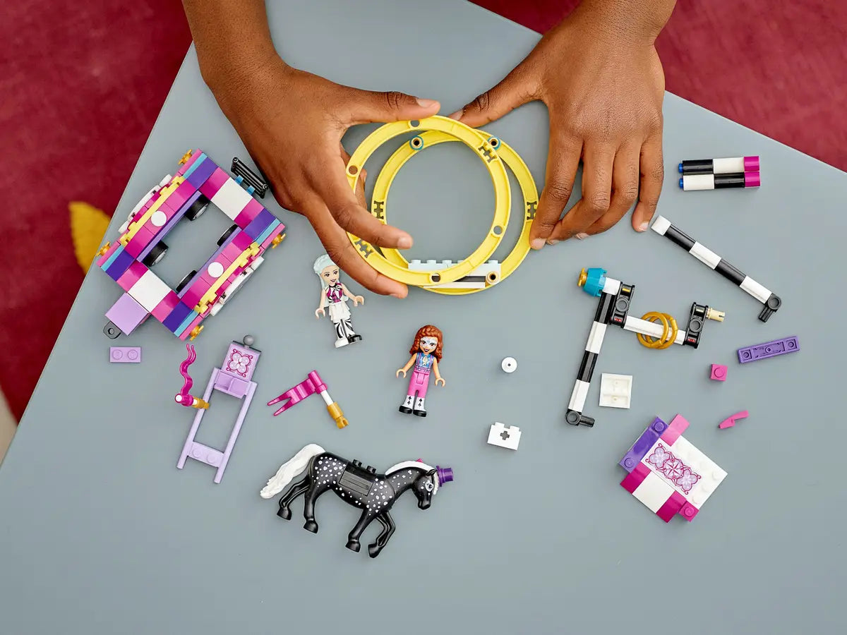 LEGO Friends 41686 Magical Acrobatics