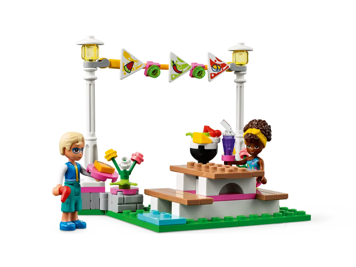 LEGO Friends 41701 Street Food Market