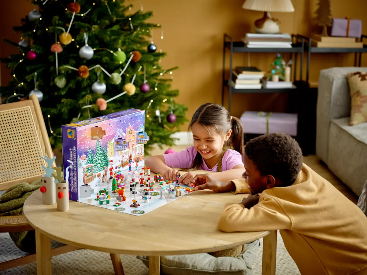 LEGO Advent Calendar 41706 Friends