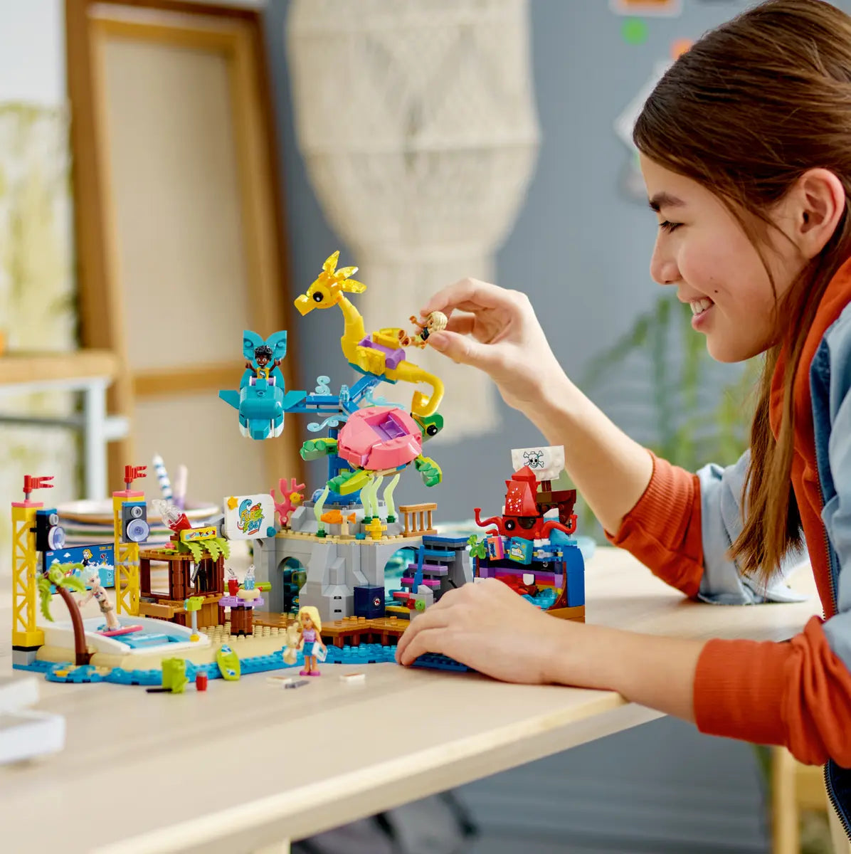 LEGO Friends 41737 Beach Amusement Park