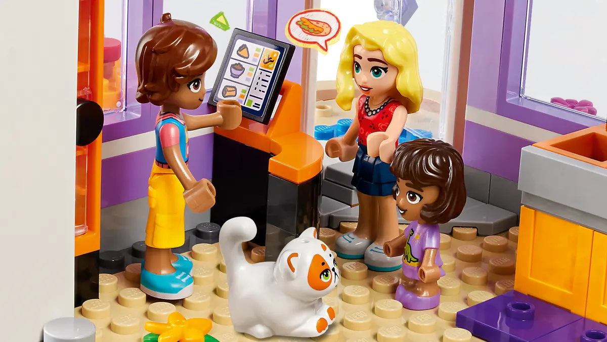 LEGO Friends 41747 Heartlake City Community Kitchen