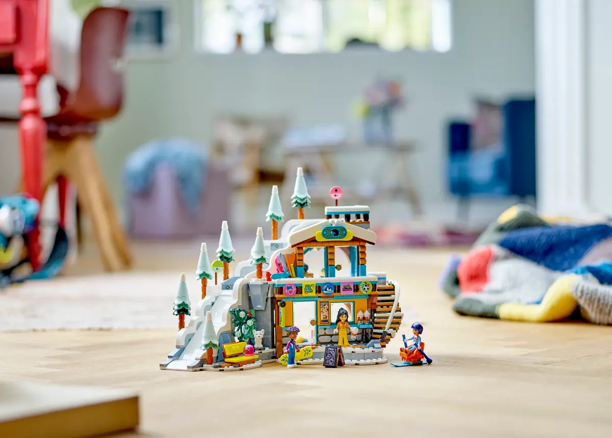 LEGO Friends 41756 Holiday Ski Slope and Café