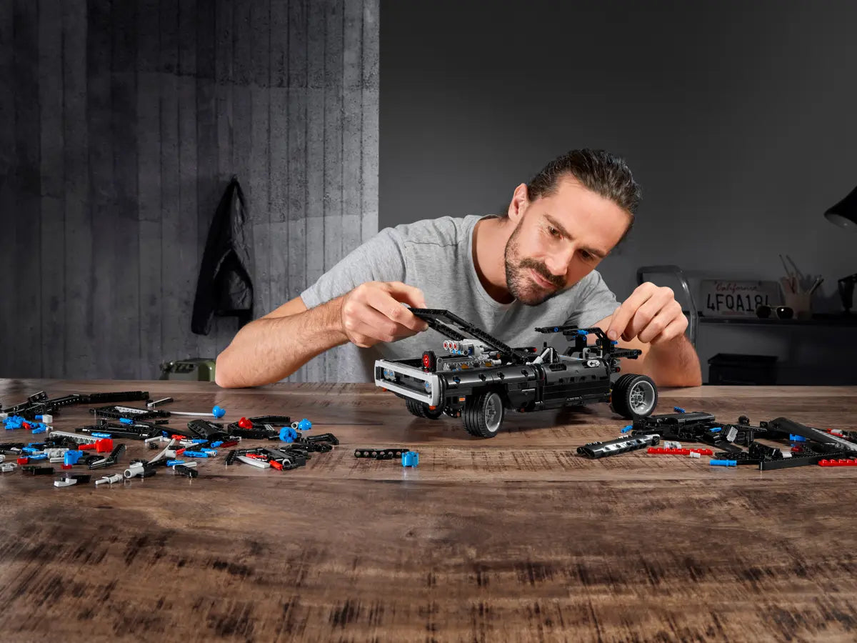 LEGO Technic 42111 Dom's Dodge Charger