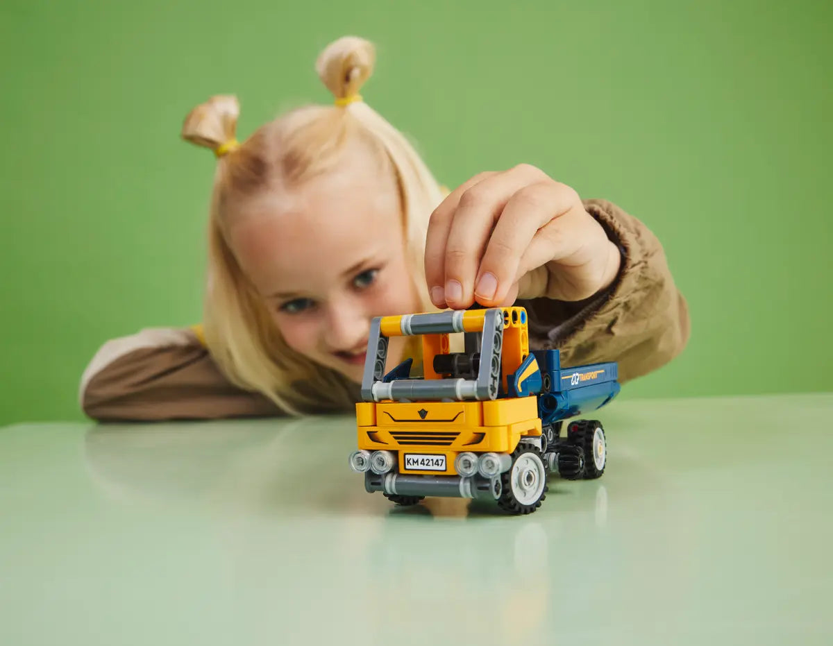 LEGO Technic 42147 Dump Truck