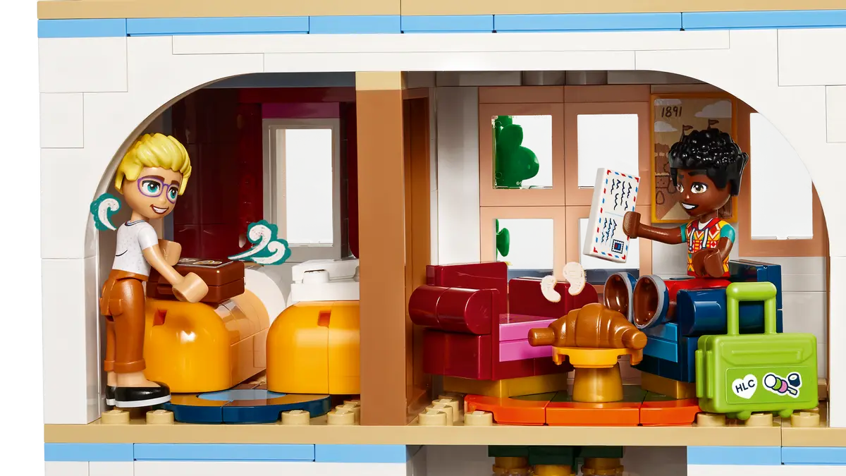 LEGO Friends 42638 Castle Bed and Breakfast