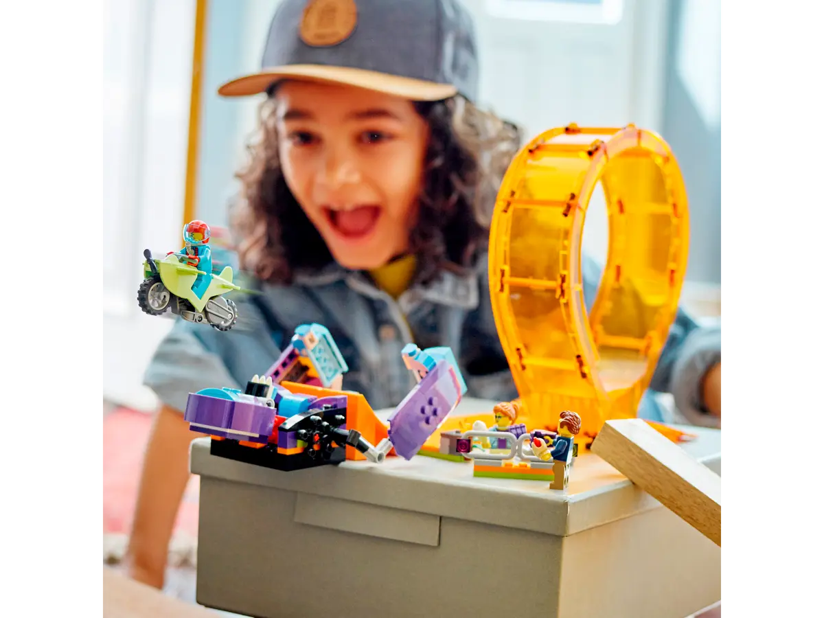 LEGO City 60338 Smashing Chimpanzee Stunt Loop