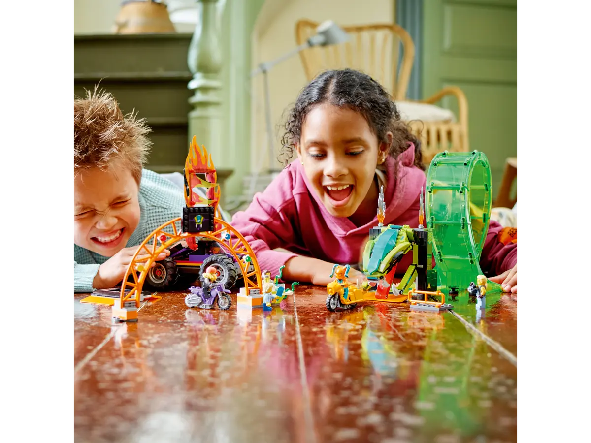 LEGO City 60339 Double Loop Stunt Arena