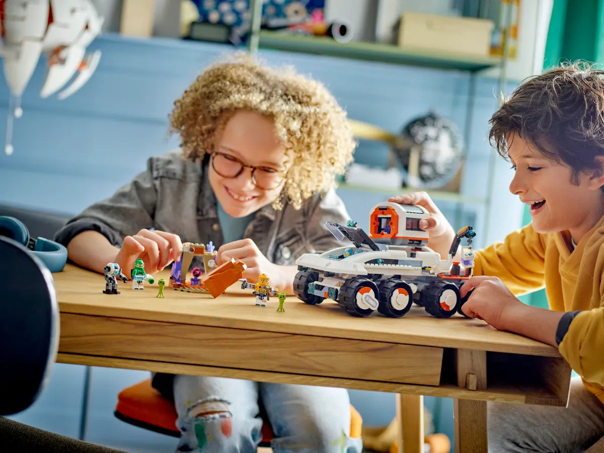 LEGO City 60432 Command Rover and Crane Loader