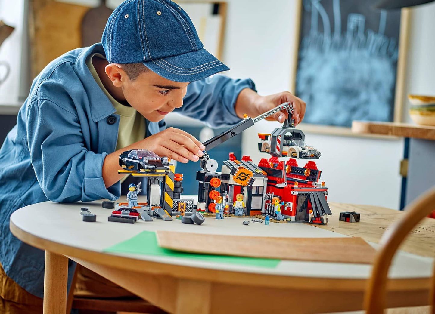LEGO City 60472 Scrapyard with Cars