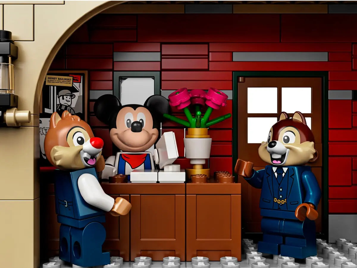LEGO Disney 71044 Disney Train and Station