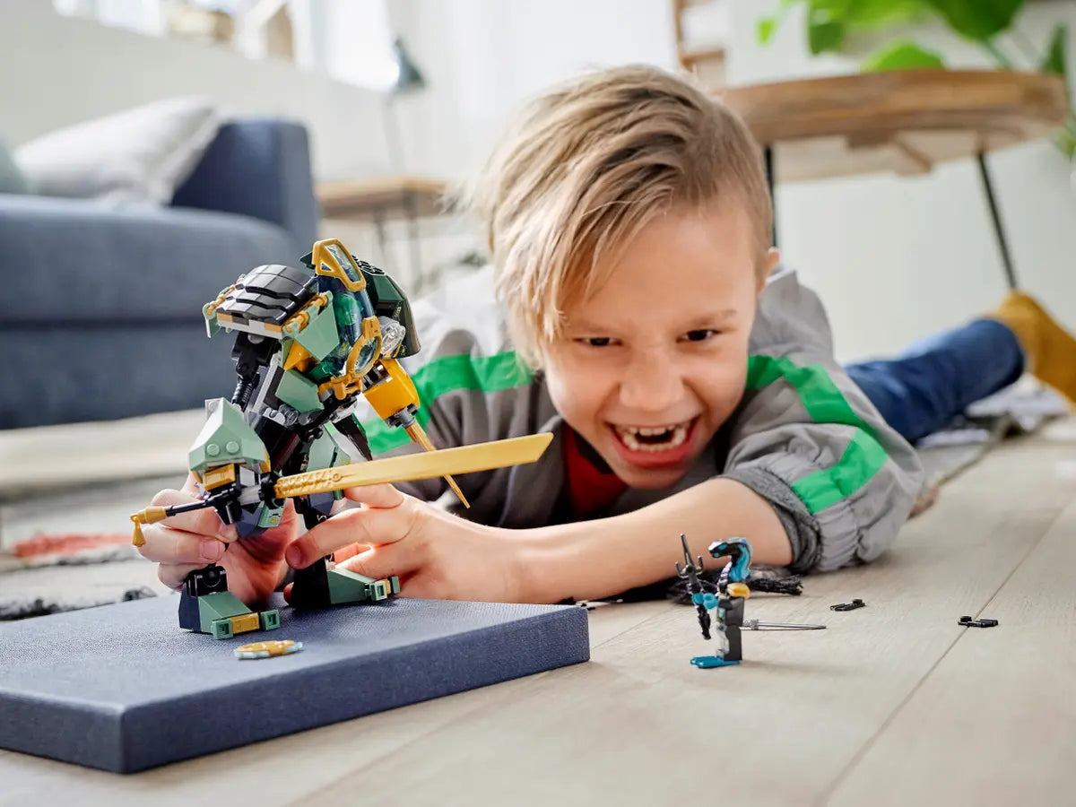 LEGO Ninjago 71750 Lloyd’s Hydro Mech