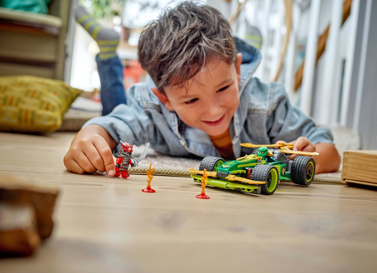 LEGO Ninjago 71828 Lloyd's Pull-Back Race Car