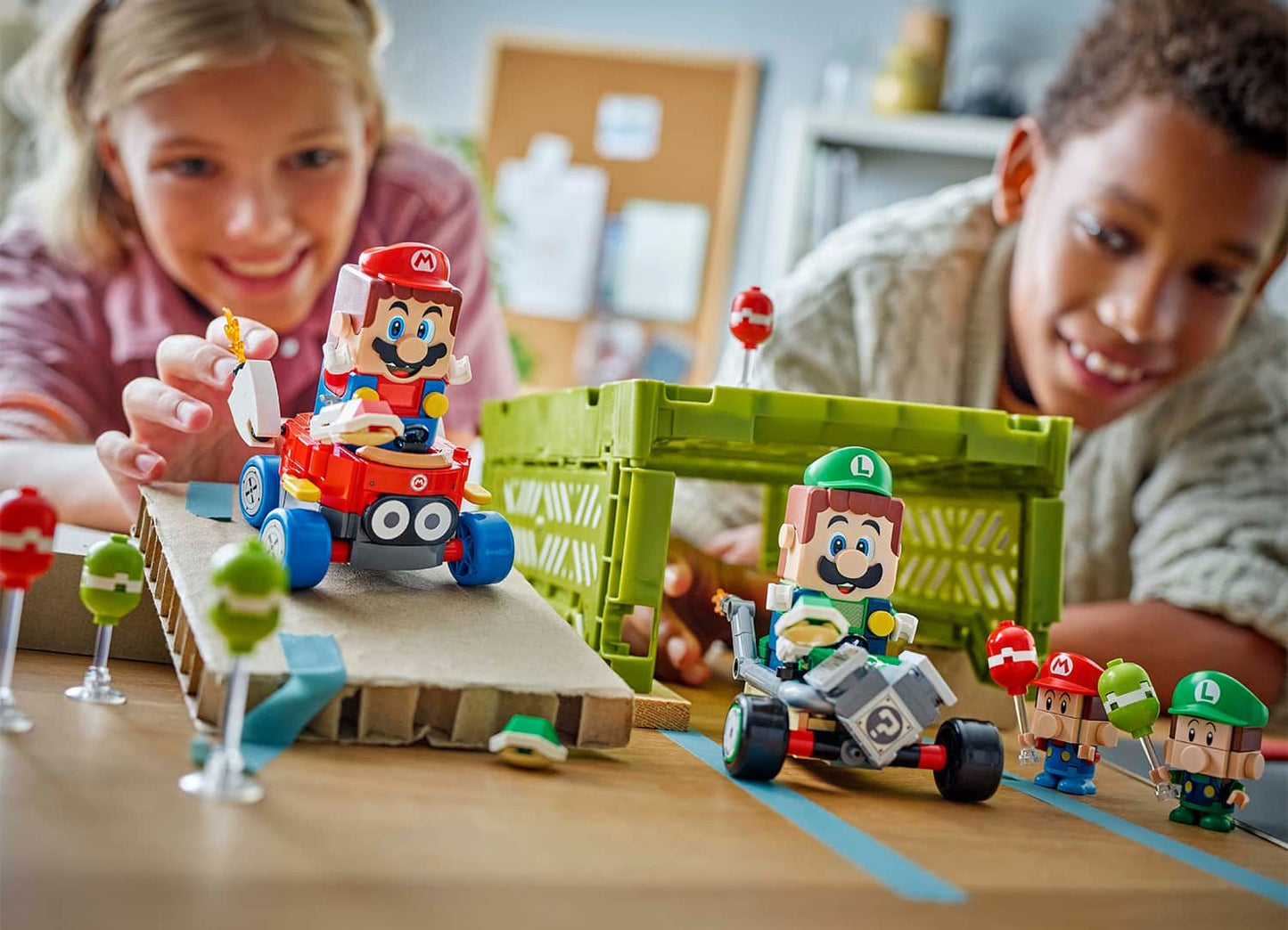 LEGO Super Mario 72034 Mario Kart™ – Baby Mario vs. Baby Luigi