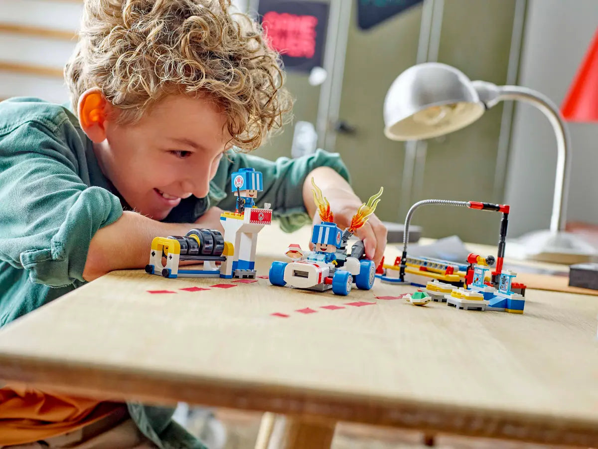 LEGO Super Mario 72035 Mario Kart™ – Toad's Garage