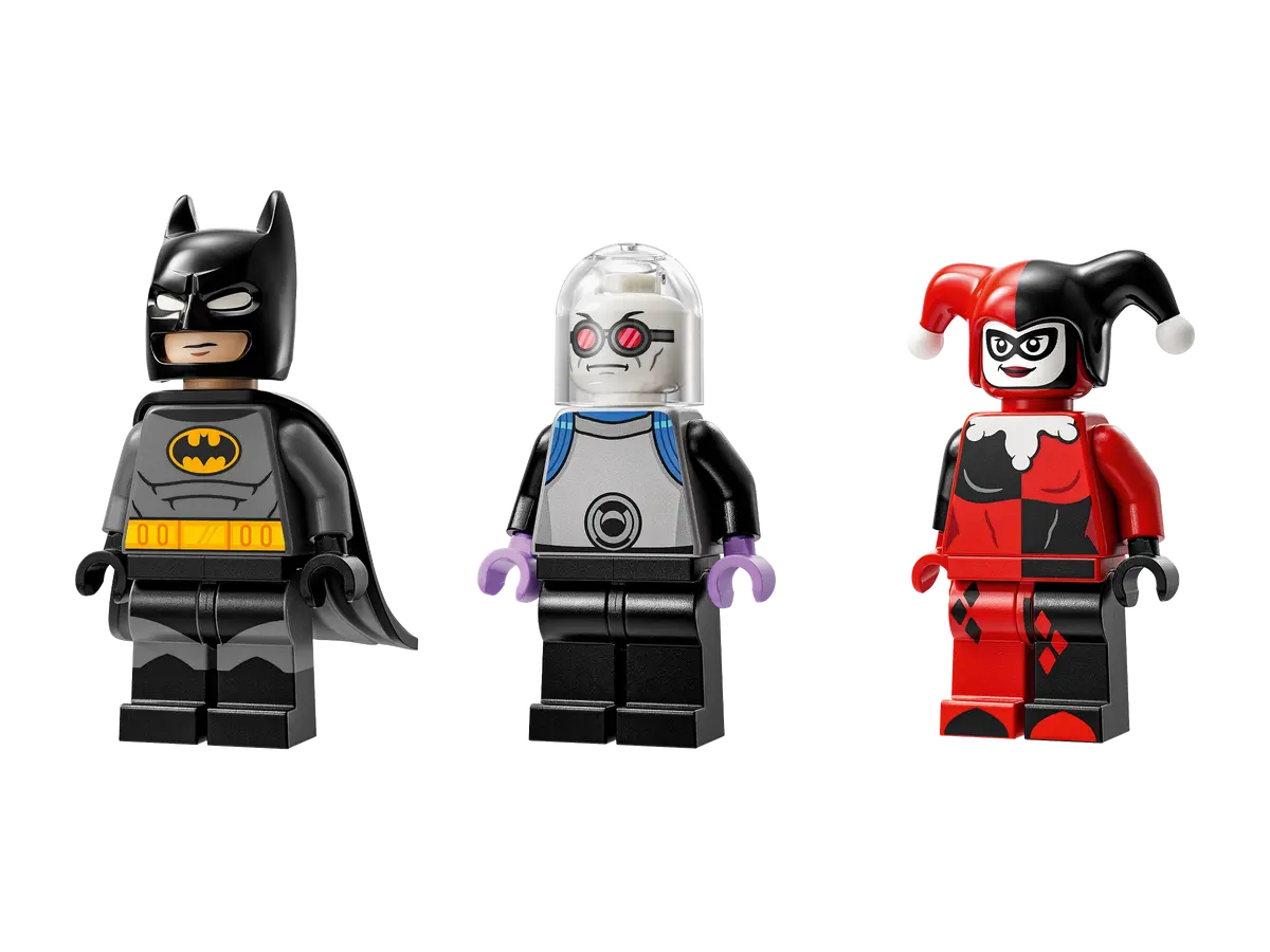 LEGO DC Batman 76274 Batman with the Batmobile vs. Harley Quinn & Mr. Freeze
