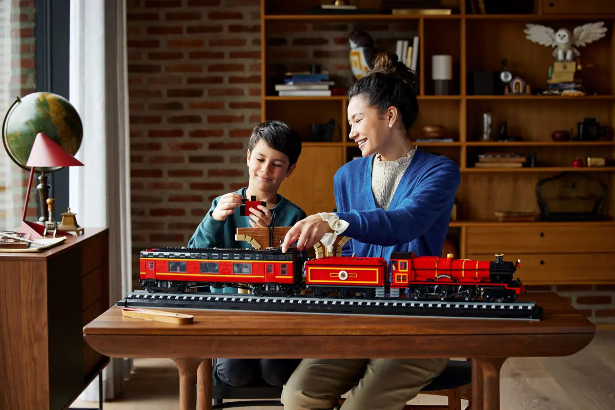 LEGO Harry Potter 76405 Hogwarts Express