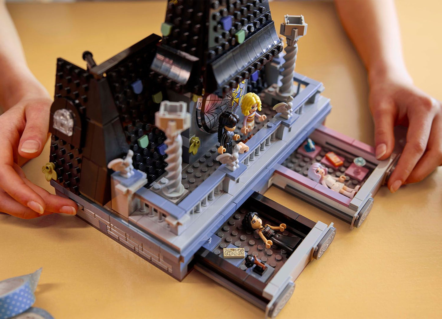 LEGO Wednesday 76781 Wednesday & Enid's Dorm Room